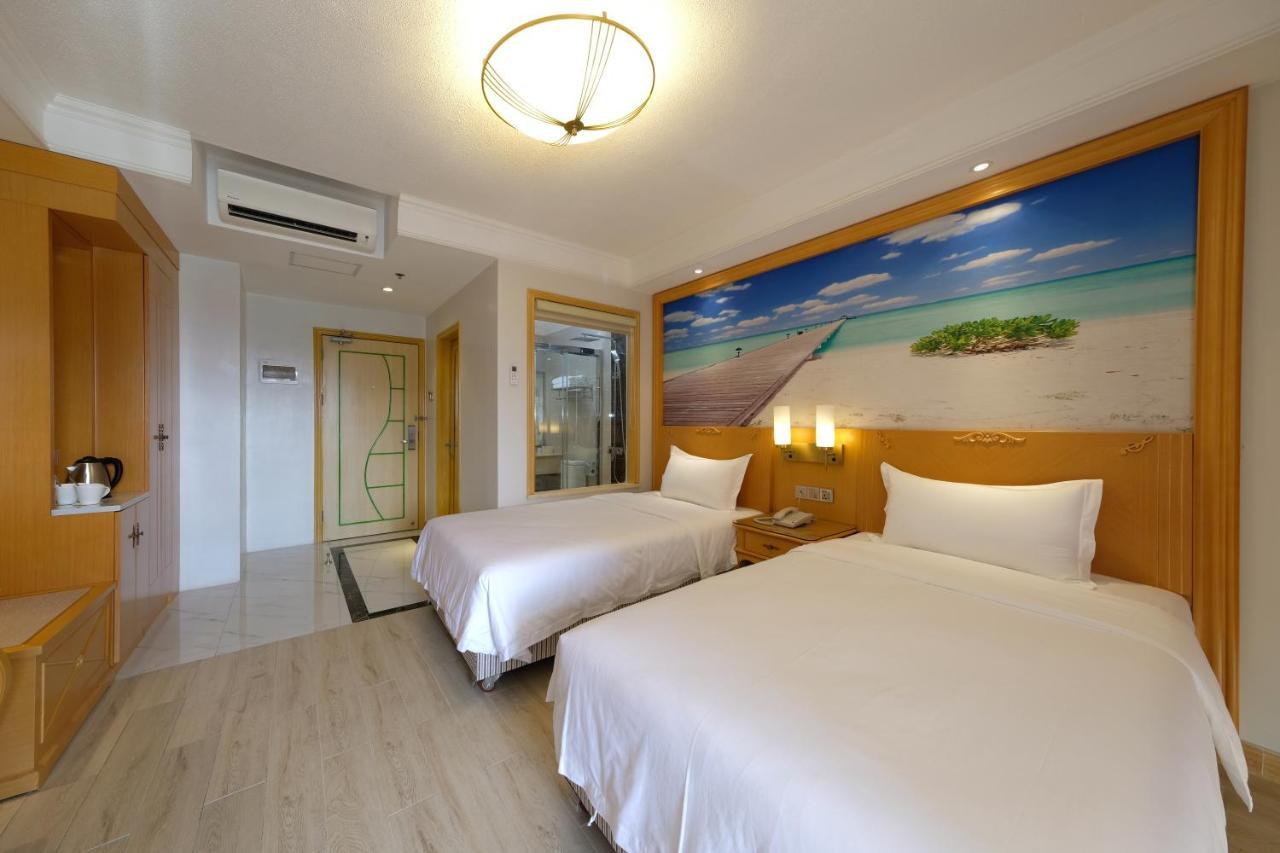 Royal J Hotel Cebu Екстериор снимка